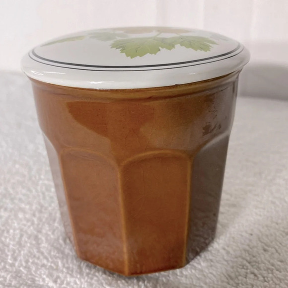 Vintage MCM White Gooseberry 12oz Ceramic Canister Jar Container - Picture 6 of 14